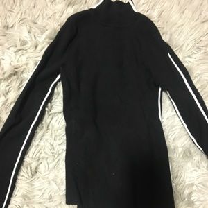Turtle neck long sleeve
